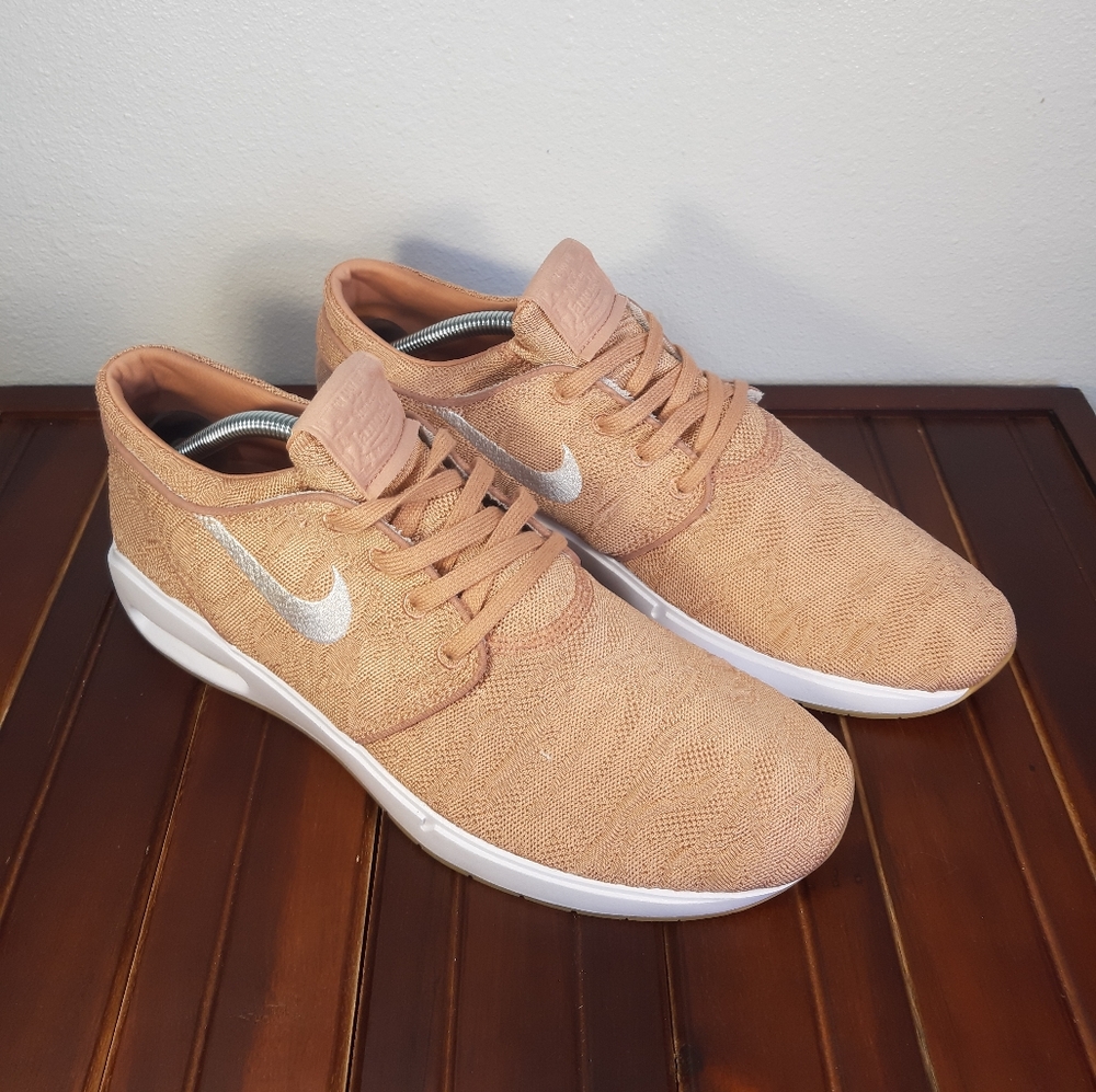 NIKE AIR MAX JANOSKI 2 SB "ROSE GOLD"